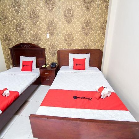 Reddoorz Near 23Rd September Park Hotel TP. Hồ Chí Minh Ngoại thất bức ảnh